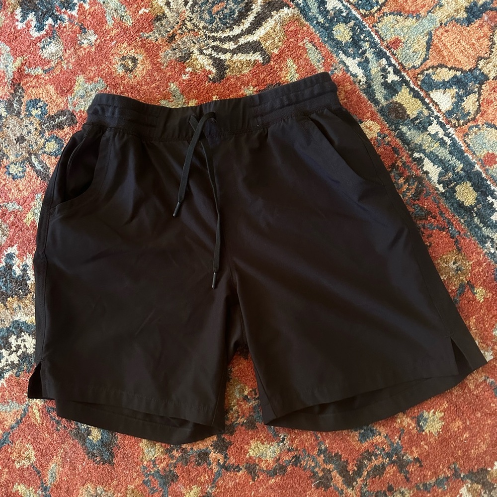 Women’s 7” lightweight hiking/walking shorts. Like new!
